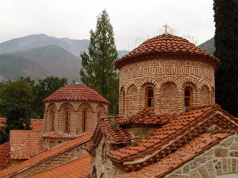 Bachkovo Monastery, Бачковският манастир, Photo Alan Grant, 2003, pbase.com